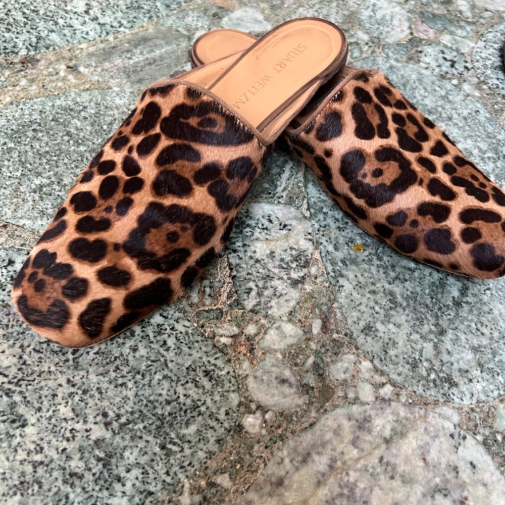 Stuart Weitzman cheetah hair calf spots Mules 6 1/2